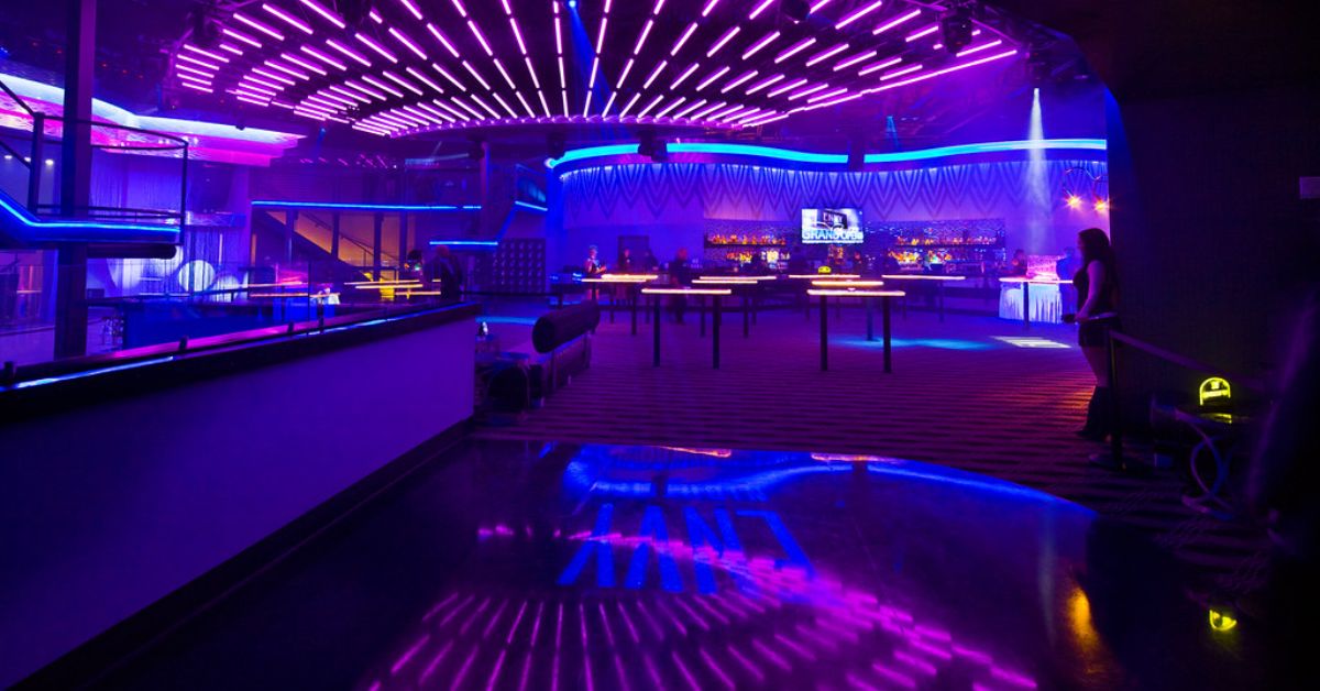 Shop Lighting in Delhi