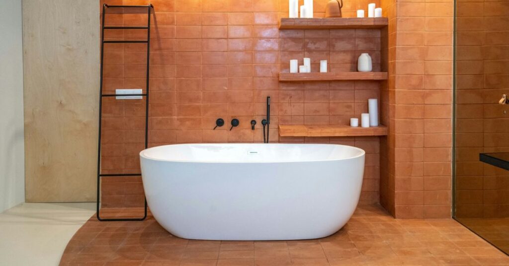 Best Waterfall Bathtub for Small Bathroom